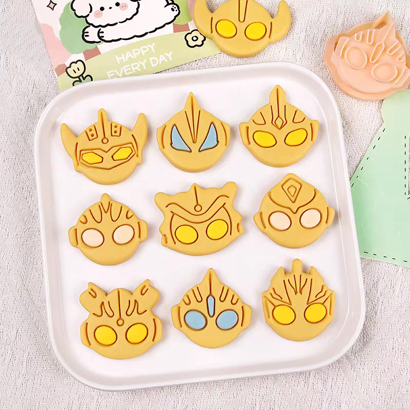Baking In Kitchen - Moule à biscuits série Ultraman Anime,