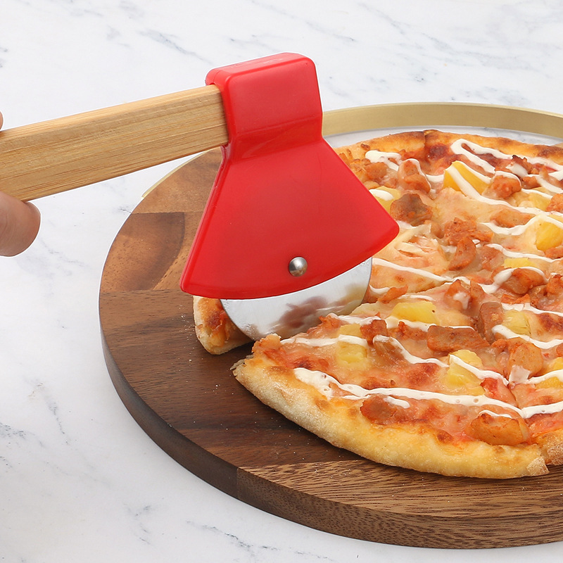 Couteau à pizza en forme d'axe - Kitchen Roller Baking avis et prix